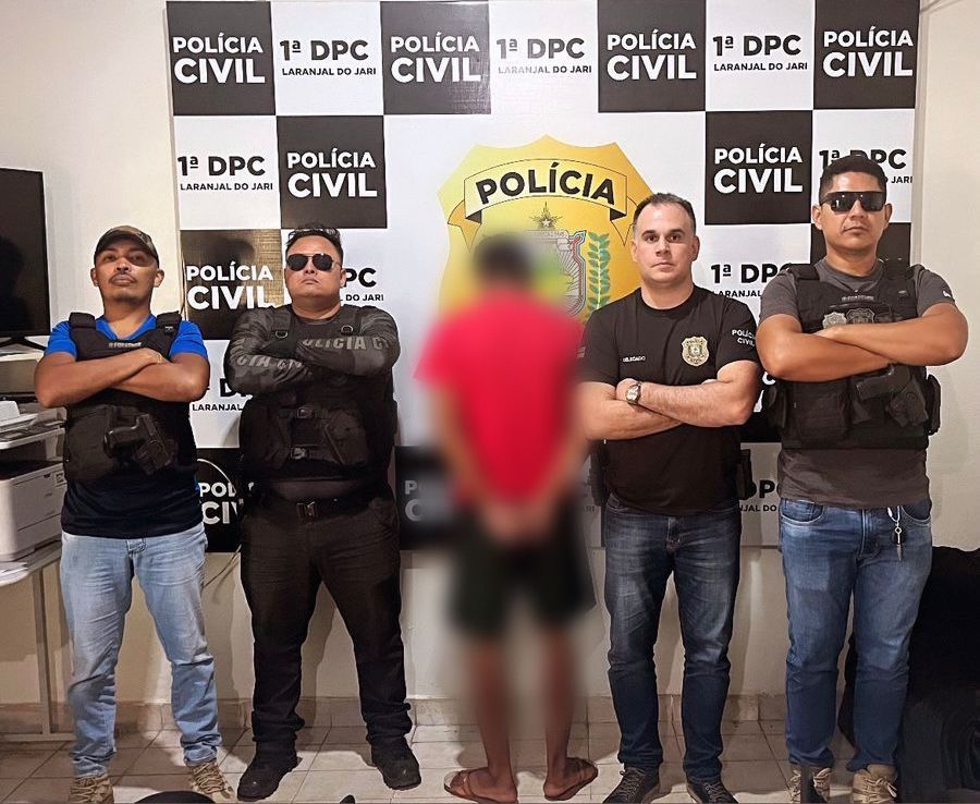 EM LARANJAL DO JARI, AÇÃO INTEGRADA ENTRE AS POLÍCIAS CIVIS DO AMAPÁ E DO RIO DE JANEIRO RESULTA NA PRISÃO DE FORAGIDO DA JUSTIÇA ACUSADO PELA PRÁTICA DO CRIME DE VIOLÊNCIA DOMÉSTICA